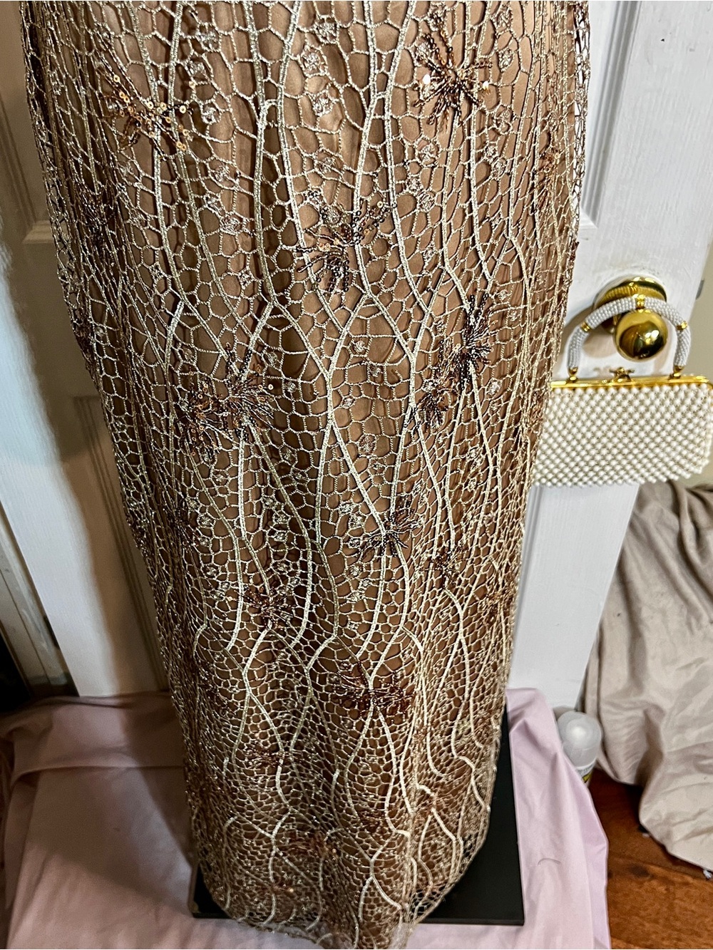 Kay Unger Wms Gold Metallic Satin Sequin Embroidery Lace Overlay Maxi Dress 10 - Picture 5 of 14